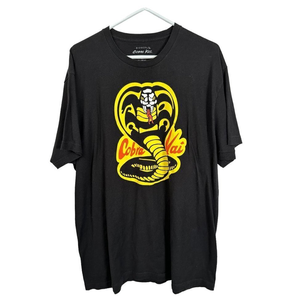 Bioworld Cobra Kai black T-shirt, size XL (46-48)‎